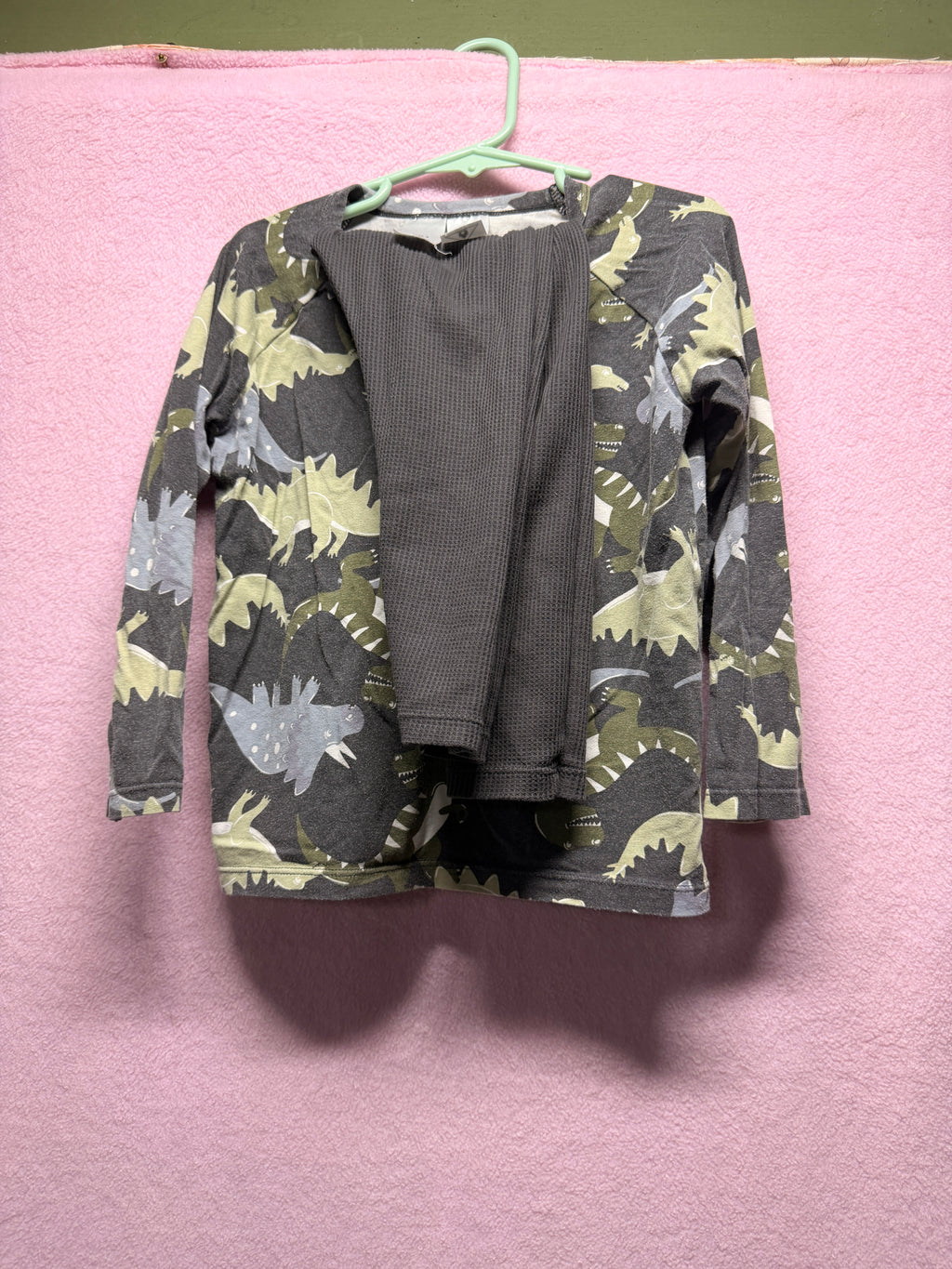 Bonds Dino Pyjama Set – Size 4